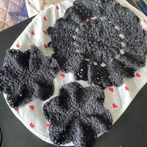 Set of 3 doilies